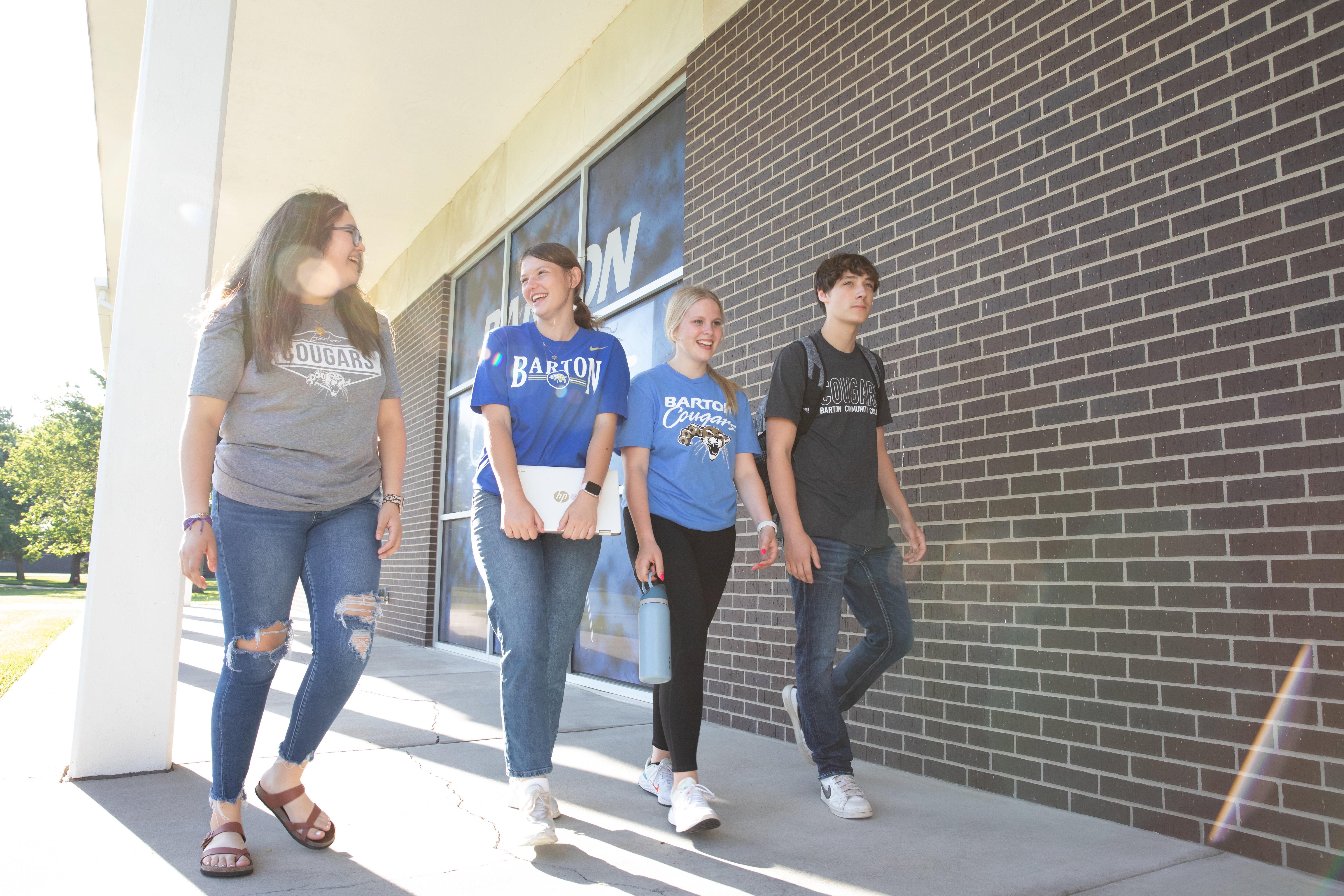 Barton students walk across the Barton County campus 